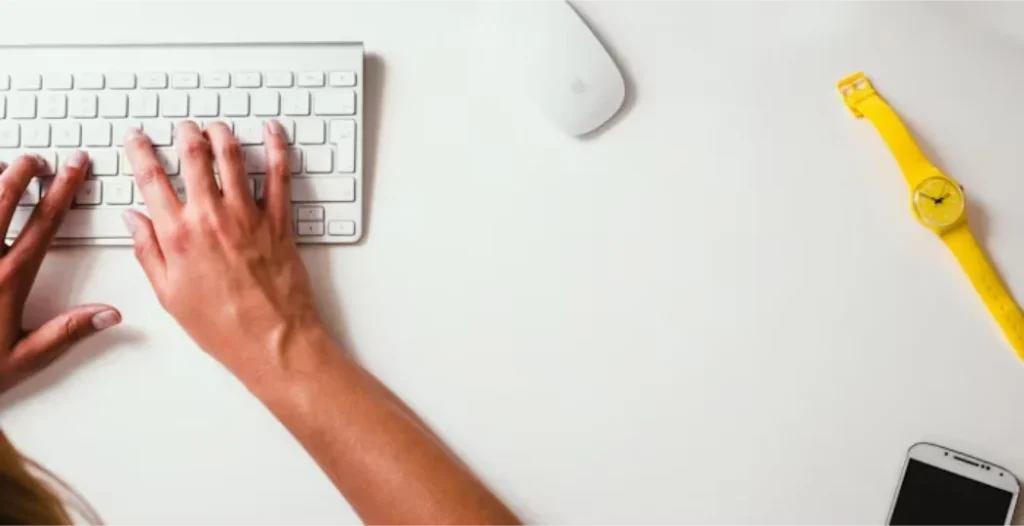 pros and cons, traditional vs. digital pest marketing