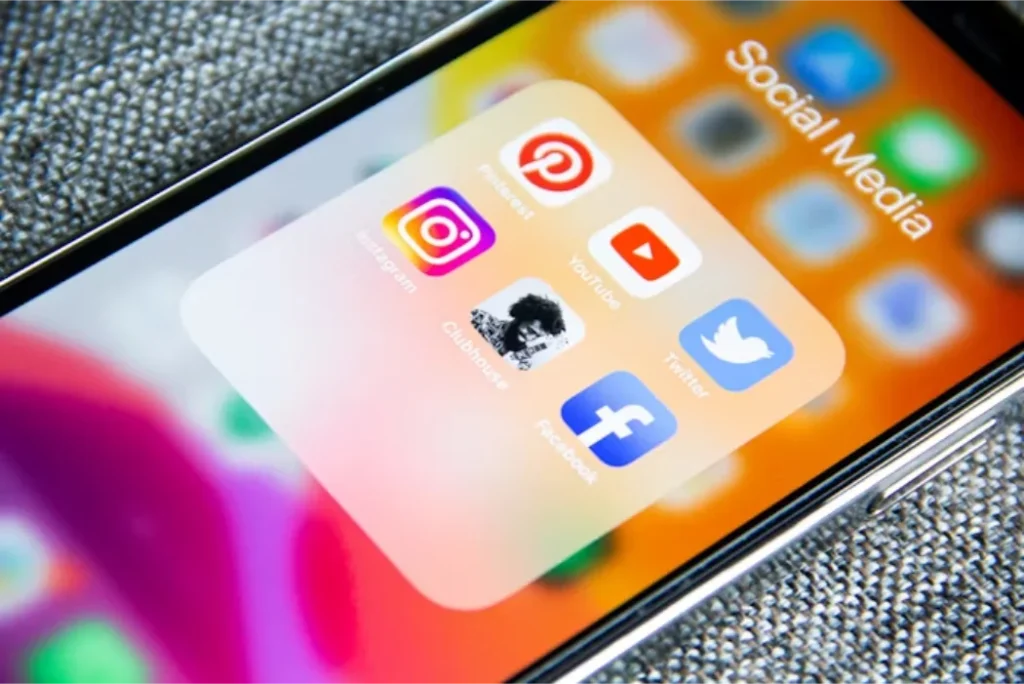 traditional vs digital pest marketing pros and cons