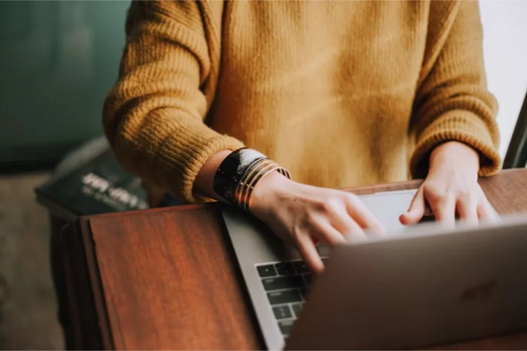 traditional vs. digital pest marketing, pros and cons